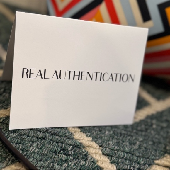 Tory Burch Kerrington Small Tote Cut Out T Print | Multicolor | NWOT | Authentic - Picture 16 of 16